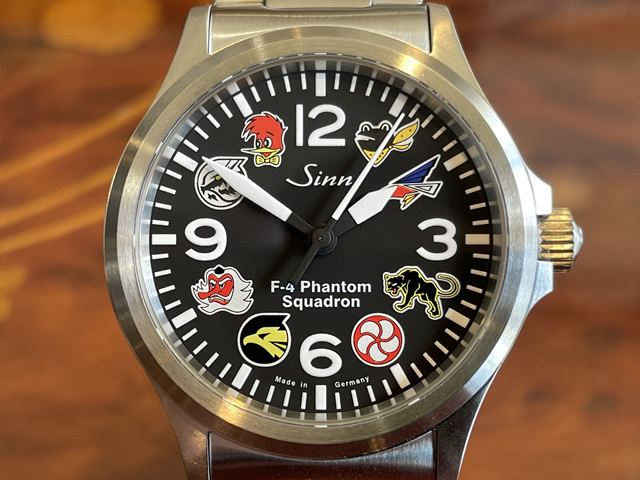 ジン 腕時計 SINN 556.F-4 ファントム 日本限定100本 腕時計 インテグレーションカウレザー1本付属 【1月末発送予定】 【優美堂  特別プレゼントつき！】 : 556f-4 : 優美堂 - 通販 - Yahoo!ショッピング