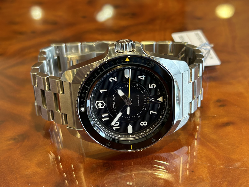 VICTORINOX ビクトリノックス ジャーニー JOURNEY 1884 ブラック