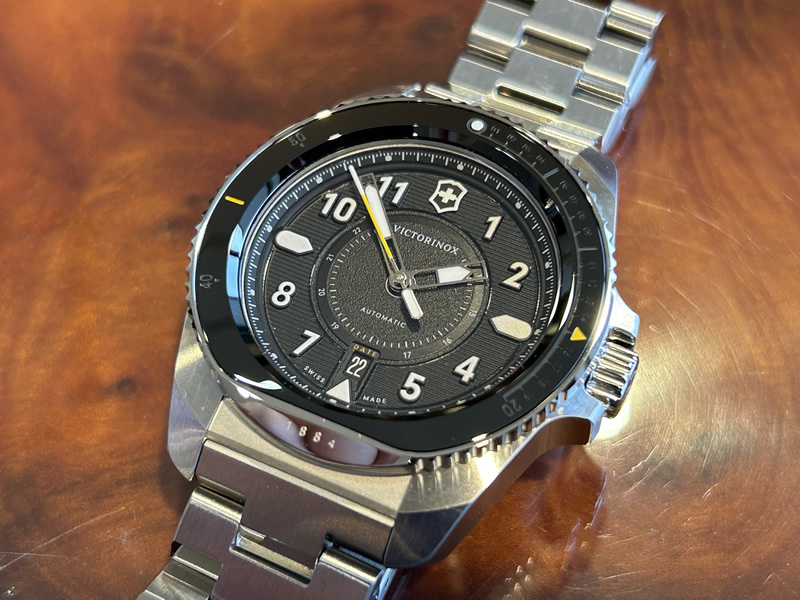 さくらページ VICTORINOX ビクトリノックス ジャーニー JOURNEY 1884 ブラック