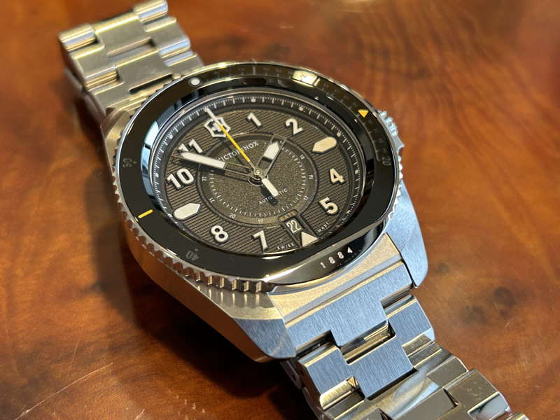 VICTORINOX ビクトリノックス ジャーニー JOURNEY 1884 ブラック