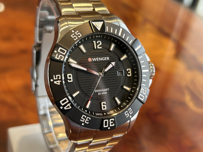 【あすつく】 ウェンガー WENGER 腕時計 Seaforce シーフォース 43mm ブラック文字盤 01.0641.131 クォーツ 国内正規品