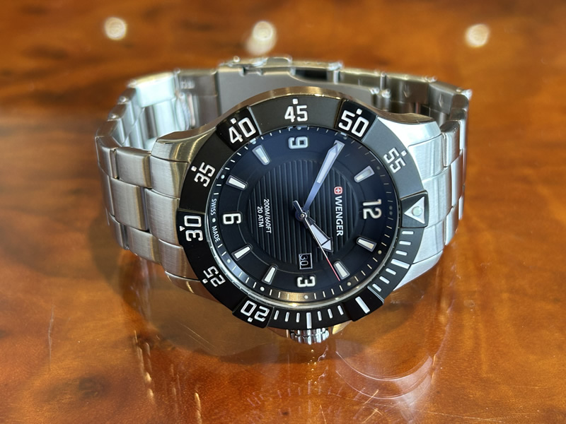 【あすつく】 ウェンガー WENGER 腕時計 Seaforce シーフォース 43mm ブラック文字盤 01.0641.131 クォーツ 国内正規品