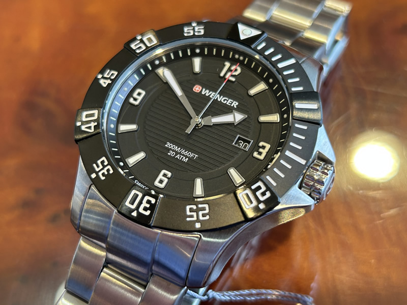 【あすつく】 ウェンガー WENGER 腕時計 Seaforce シーフォース 43mm ブラック文字盤 01.0641.131 クォーツ 国内正規品