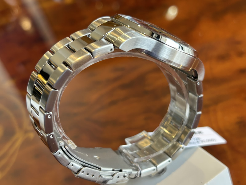 ウェンガー 腕時計 WENGER Attitude アティチュード デイデイト 42mm ブラック文字盤 01.1541.128 クォーツ 国内正規品の画像