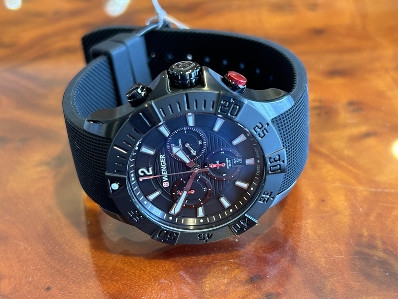 【あすつく】 ウェンガー 腕時計 WENGER Seaforce Chrono シーフォース クロノグラフ 43mm ブラック文字盤 01.0643.120 クォーツ 国内正規品｜yuubido-oyabu｜06