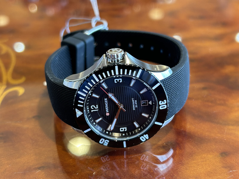 あすつく】 ウェンガー 腕時計 WENGER Seaforce small シーフォース 