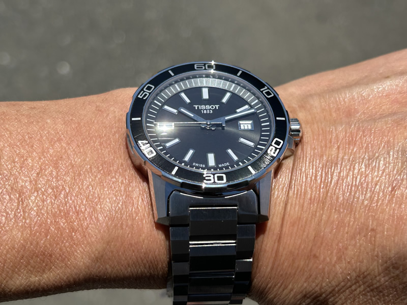TISSOT スーパースポーツ クォーツ ブラック文字盤 ブレスレット