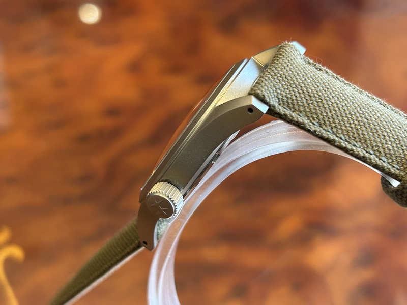 KHAKI FIELD ハミルトン 腕時計 HAMILTON カーキ フィールド 手