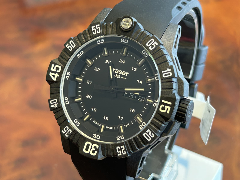 トレーサー 腕時計 traser 時計 P99 Q Tactical タクティカル ブラック 46mm 9031610 メンズ 正規輸入品｜yuubido-oyabu｜02