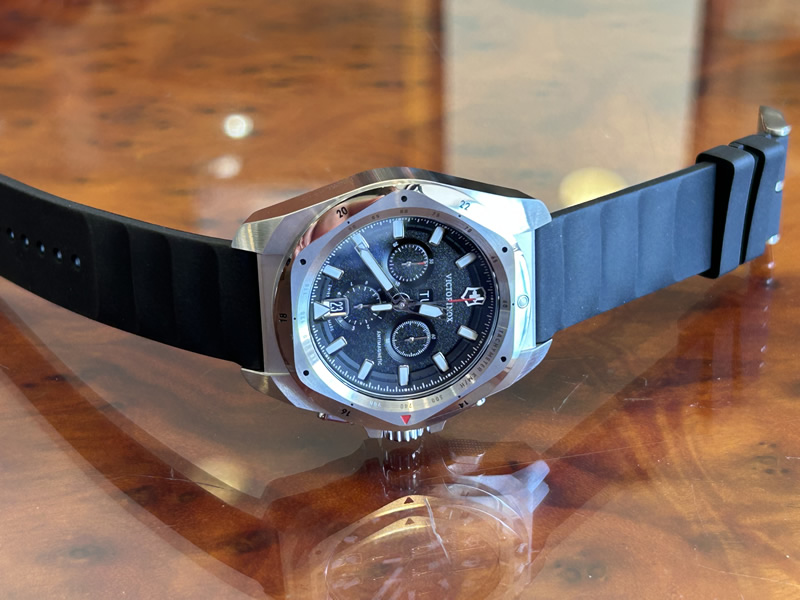 ビクトリノックス 腕時計 イノックス クロノ VICTORINOX I.N.O.X. Chrono ブラック 241983 [正規輸入品]の画像