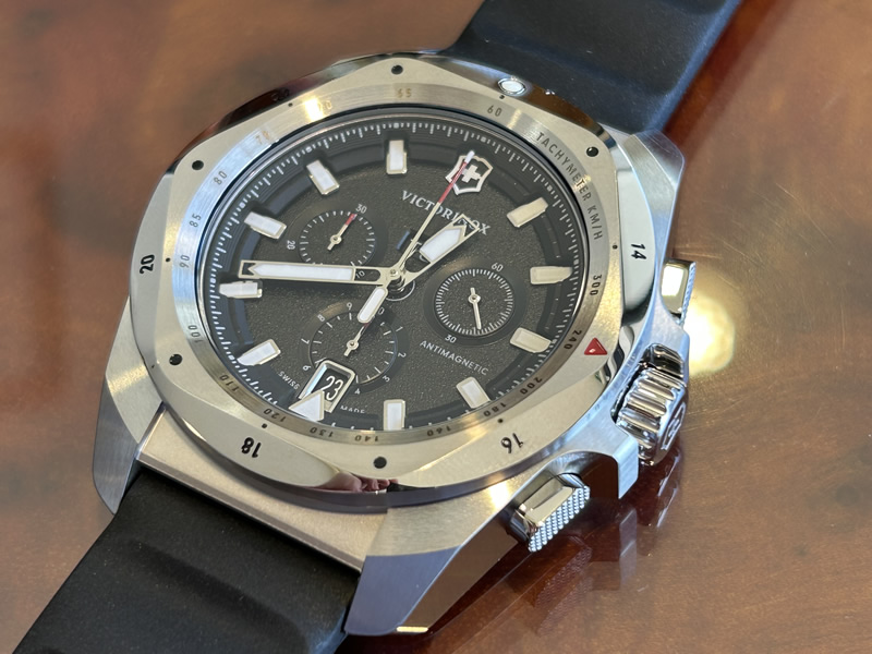 ビクトリノックス 腕時計 イノックス クロノ VICTORINOX I.N.O.X. Chrono ブラック 241983 [正規輸入品]の画像