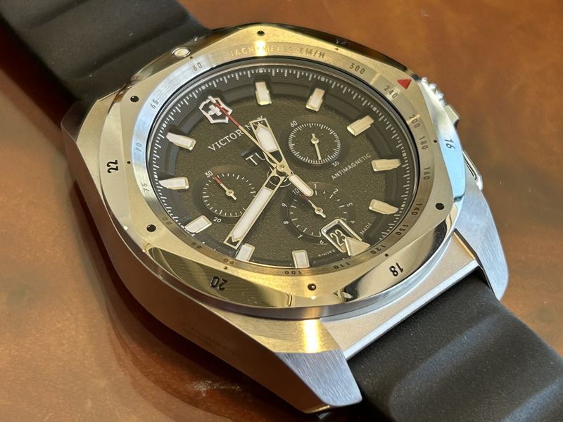 ビクトリノックス 腕時計 イノックス クロノ VICTORINOX I.N.O.X. Chrono ブラック 241983 [正規輸入品]の画像