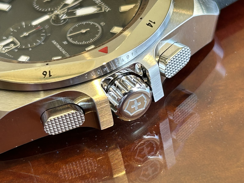 ビクトリノックス 腕時計 イノックス クロノ VICTORINOX I.N.O.X. Chrono ブラック 241983 [正規輸入品]の画像