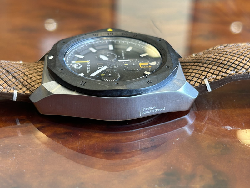 ビクトリノックス 腕時計 イノックス クロノ カーボン チタン