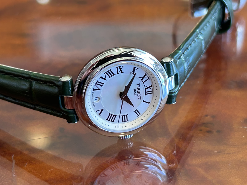 TISSOT 女性用腕時計 - 時計