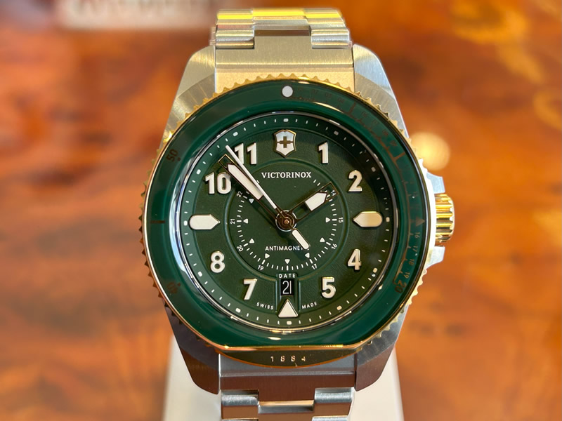ӥȥΥå VICTORINOX 㡼ˡ Journey 1884 ꡼ʸ  242012 