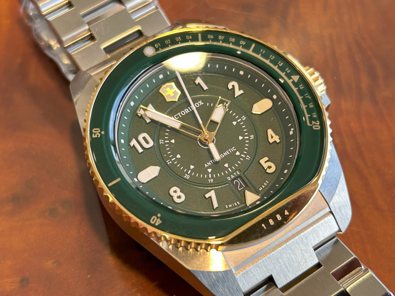 victorinox-swiss-army-journey-