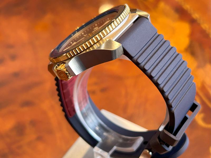 VICTORINOX（ビクトリノックス） ジャーニー Journey 1884 ネイビー