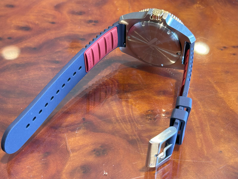 VICTORINOX（ビクトリノックス） ジャーニー Journey 1884 ネイビー