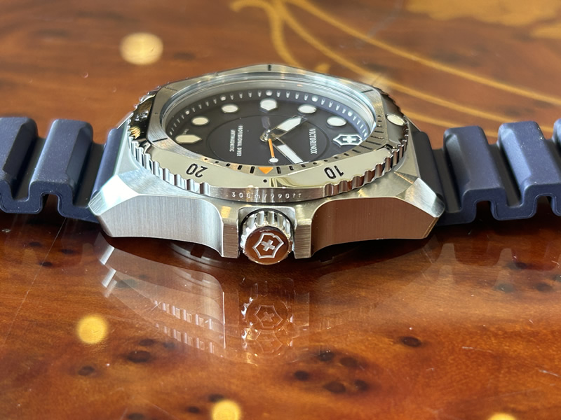 VICTORINOX ビクトリノックス 腕時計 DIVE PRO ダイブプロ