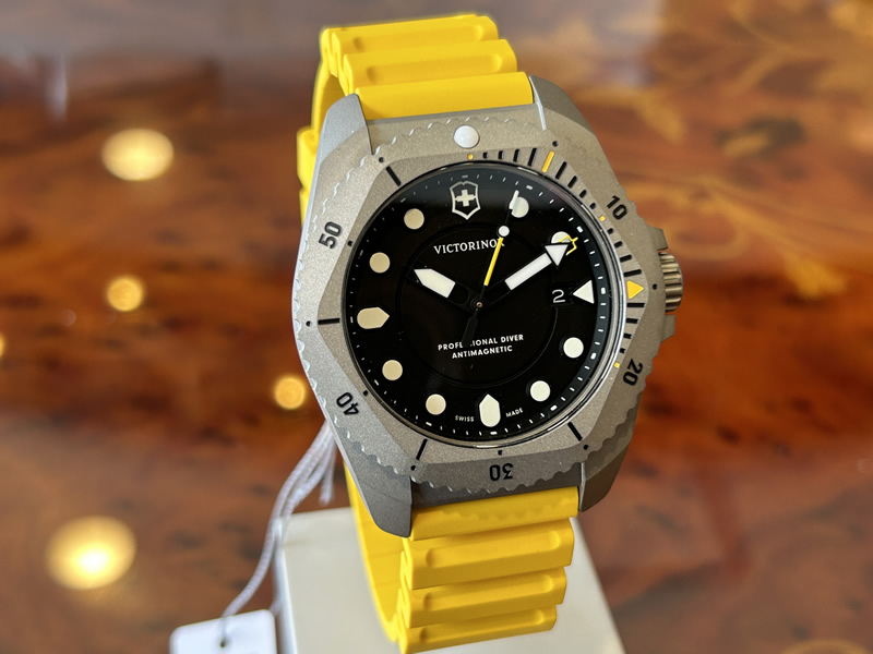 VICTORINOX（ビクトリノックス） 腕時計 DIVE PRO ダイブプロ クォーツ