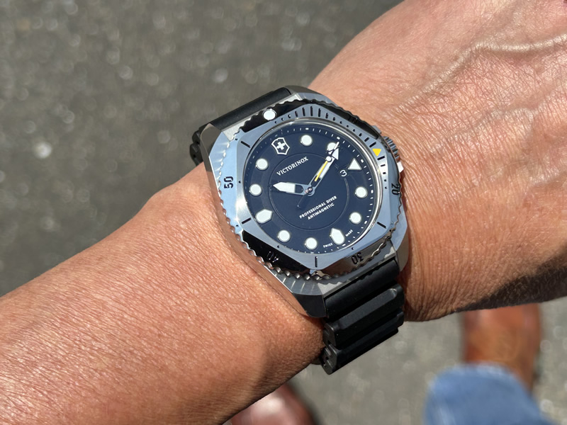 VICTORINOX ビクトリノックス 腕時計 DIVE PRO ダイブプロ