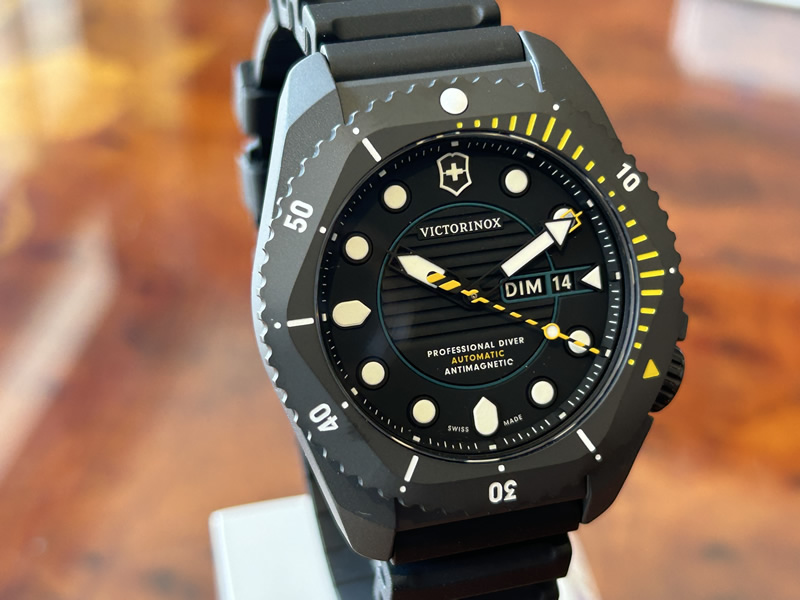 VICTORINOX ビクトリノックス 腕時計 DIVE PRO ダイブプロ