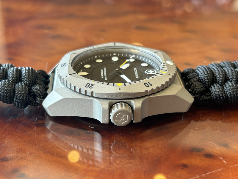 VICTORINOX（ビクトリノックス） 腕時計 DIVE PRO ダイブプロ クォーツ