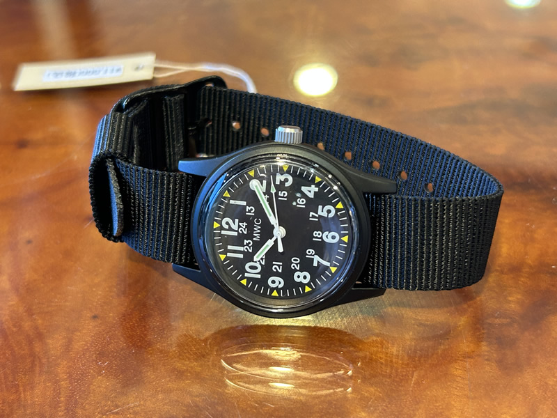 MWC ミリタリー ウォッチ カンパニー 33mm ボーイズ（男女兼用