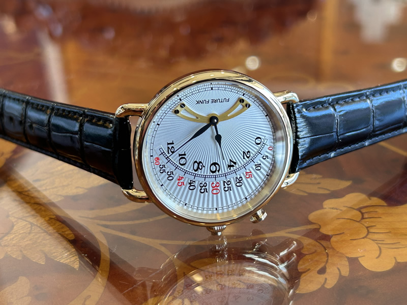 FUTURE FUNK（フューチャーファンク） レトログラード 腕時計