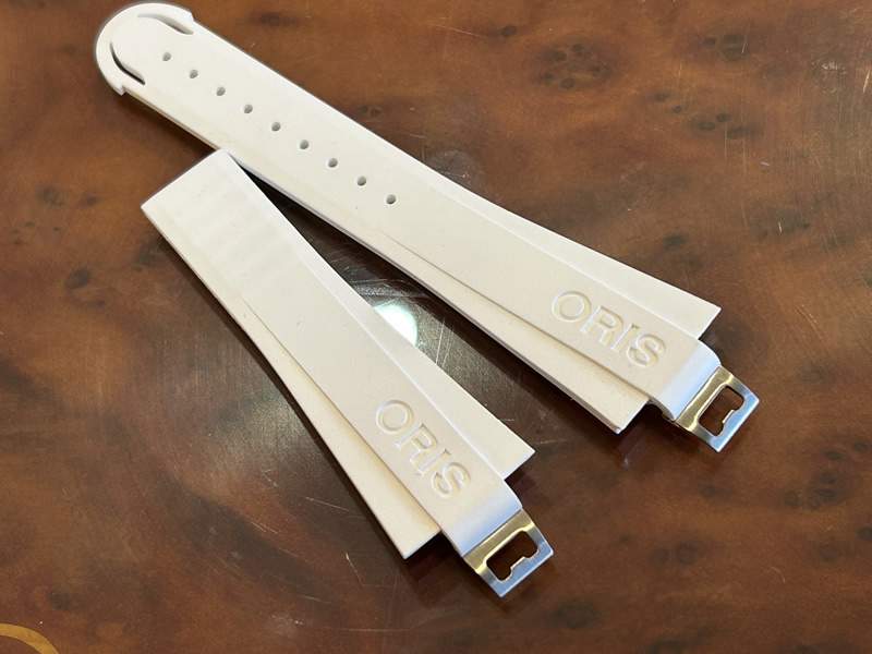 ORIS オリス 腕時計 733.7789 アクイスジャパン リミテッドエディション対応 ケース経43.5mm 専用 23mm ラバー ストラップ バックル付属なしの画像