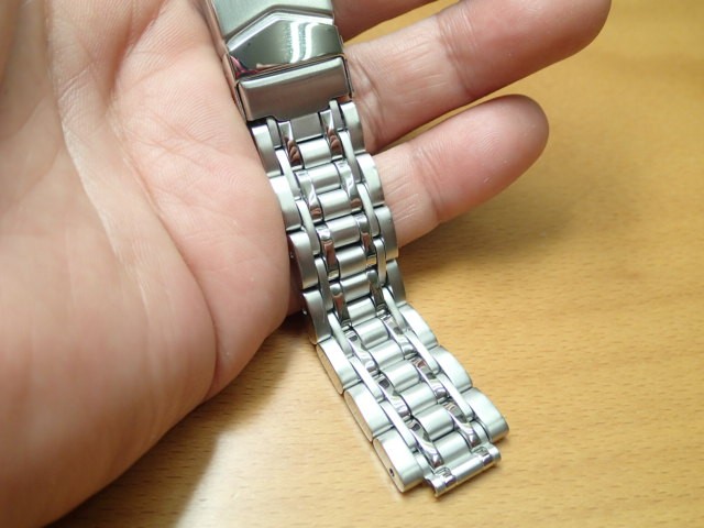 美品【20mm】腕時計　ブレス 楽天市場】凹凸対応 20mm時計バンド(腕時計)ベルト20ミリ