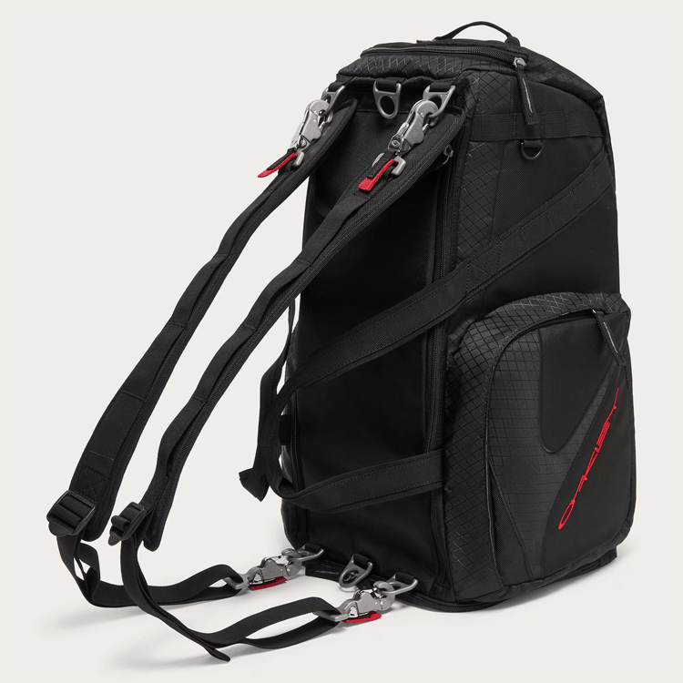 OAKLEY　ダッフルバッグ Oakley Vigor Duffle Bag - Blackout | Oakley® 日本