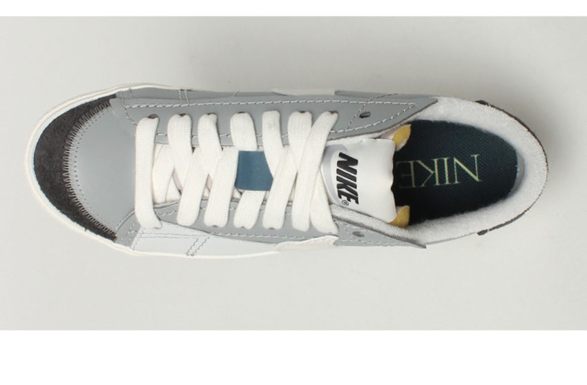 ナイキ スニーカー メンズ BLAZER LOW 77 JUMBO SE NIKE FJ5467 グレー