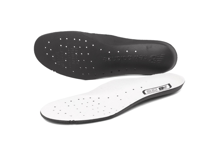 New Balance（ニューバランス） スニーカー メンズ レディース 2010
