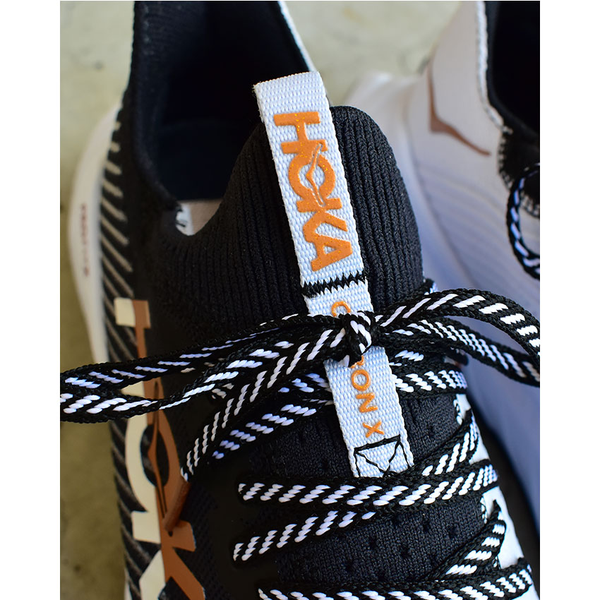 ホカ（HOKA）（メンズ）ランニングシューズCARBON X 3　26.0センチ ホカ】最新シューズ「CARBON X 3」をレビュー。履き心地や