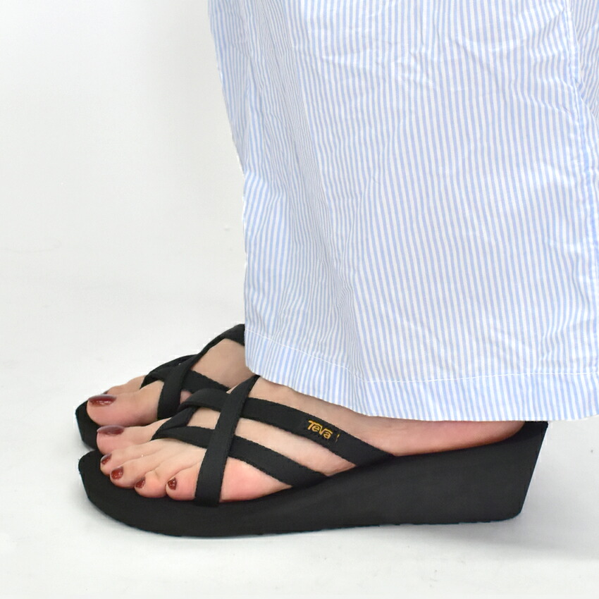 Teva ブラック サイズ6 ２３センチ テバ 公式【レディース・ブラックサンダル】 Teva® 公式サイト