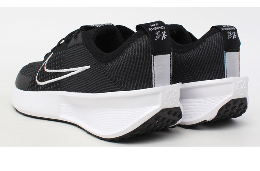 NIKE（ナイキ） ランニングシューズ メンズ レディース インタラクト