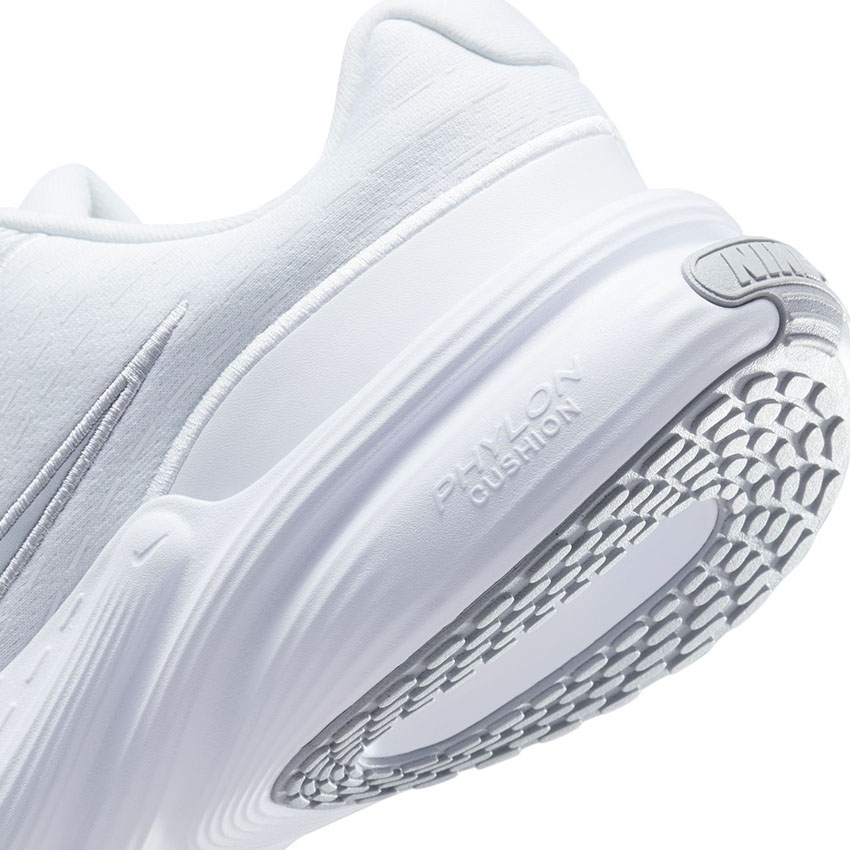 NIKE（ナイキ） ランニングシューズ メンズ NIKE IB2765 ホワイト 白