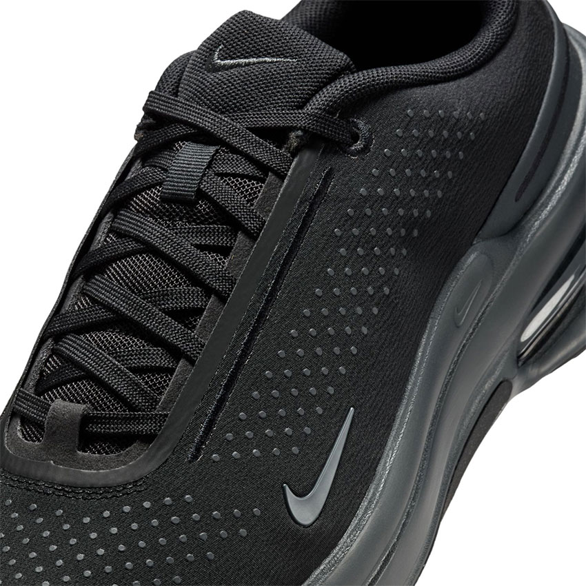NIKE（ナイキ） スニーカー レディース NIKE IB2764-001 ブラック 黒