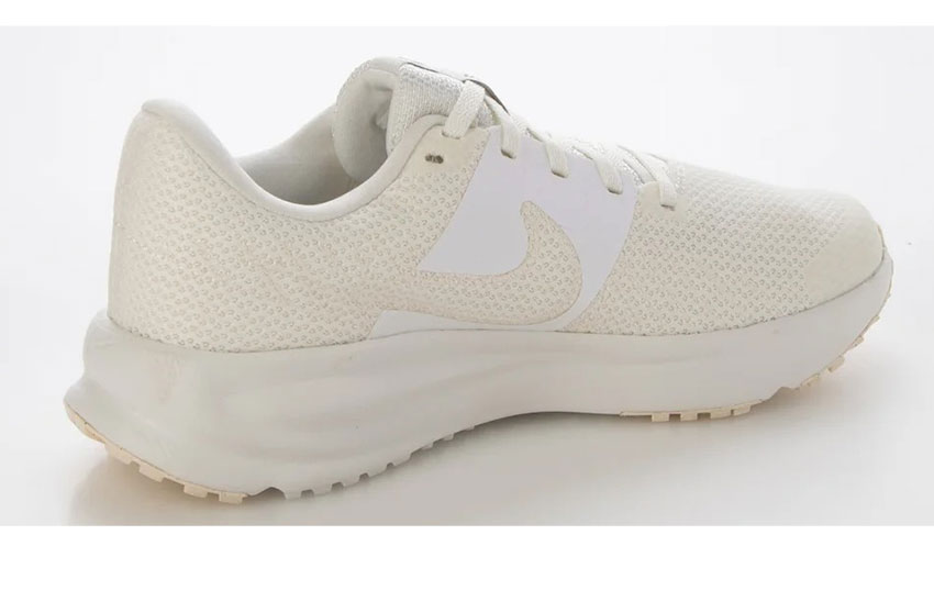 On ホワイト ランニングシューズ NIKE（ナイキ） ランニングシューズ レディース ウィメンズ ラン DEFY