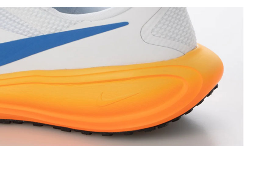 NIKE（ナイキ） ランニングシューズ メンズ NIKE HQ2414 ホワイト 白