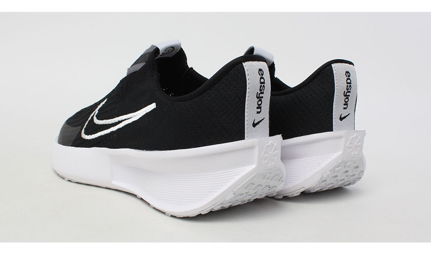 NIKE RACING ランニングシューズ ホワイト/ブラック 26cm NIKE ナイキ ランニングシューズ メンズ インタラクト ラン