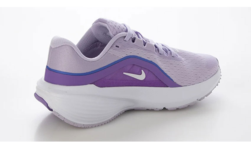 NIKE（ナイキ） ランニングシューズ レディース ウィメンズ ダウン