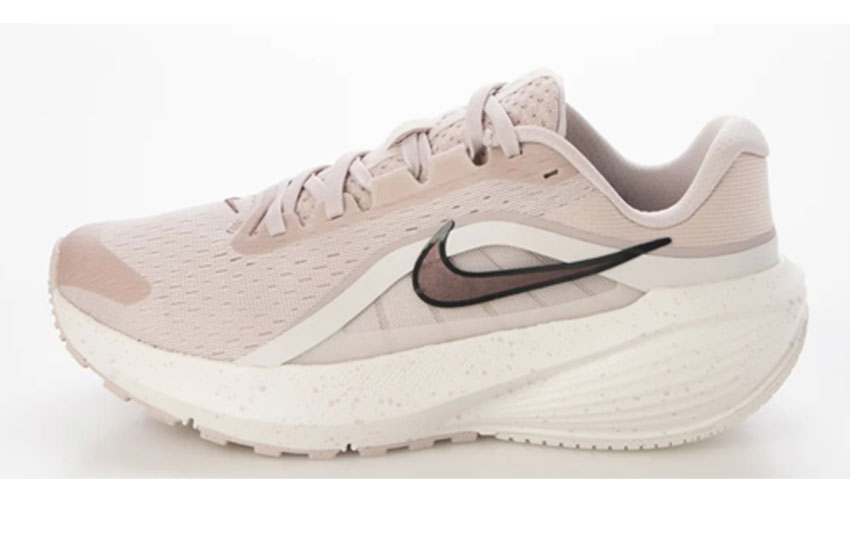 NIKE（ナイキ） ランニングシューズ レディース ウィメンズ ダウン