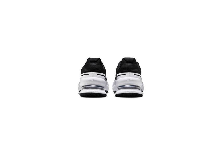 【VR46】Nike クリップボード 黒 Amazon.co.jp: バレンティーノ・ロッシvr46 クリップボード A4