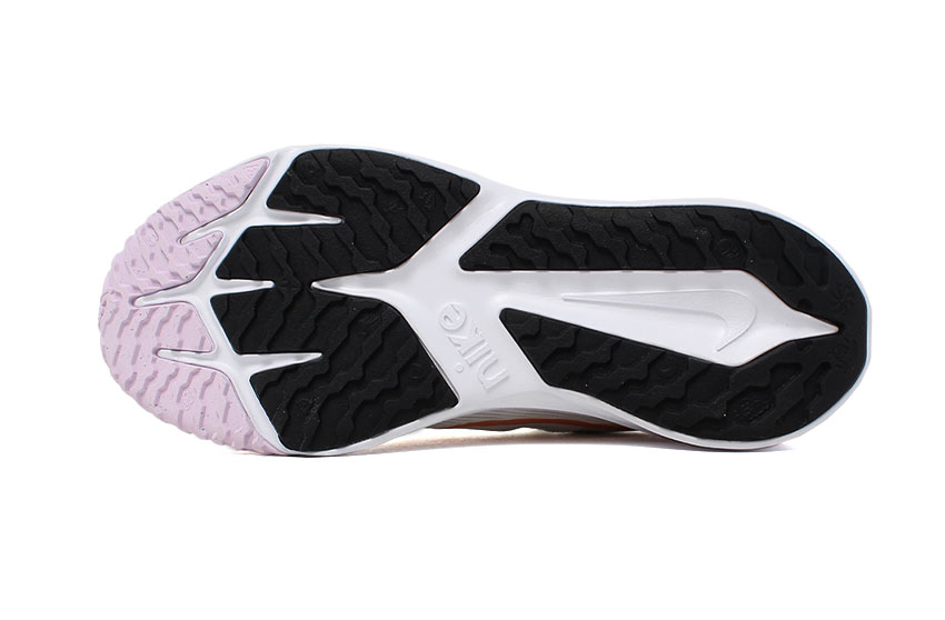 NIKE（ナイキ） ランニングシューズ レディース キッズ ジュニア 子供