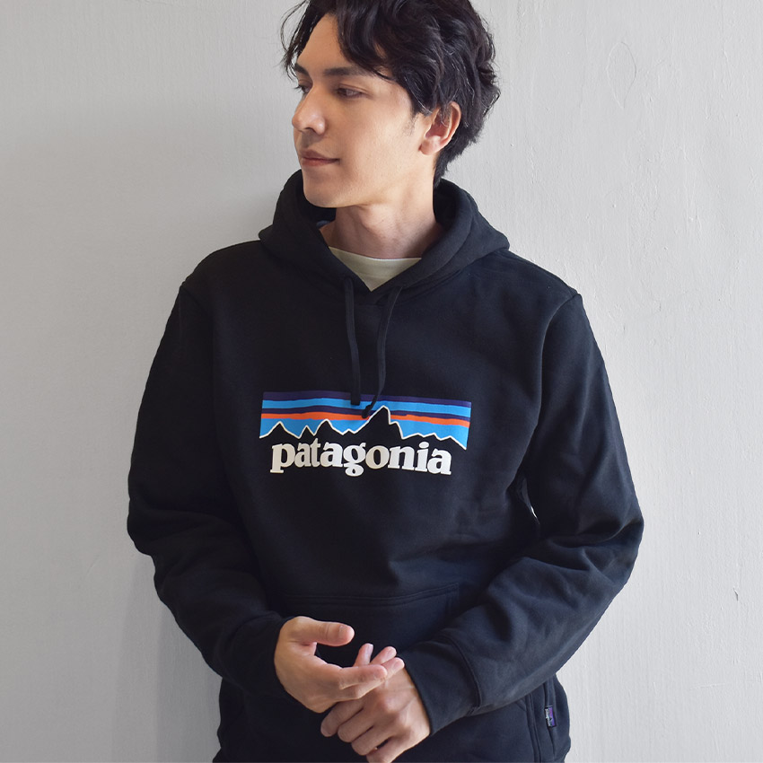 patagonia（パタゴニア） パーカー メンズ P-6 ロゴ アップライザル