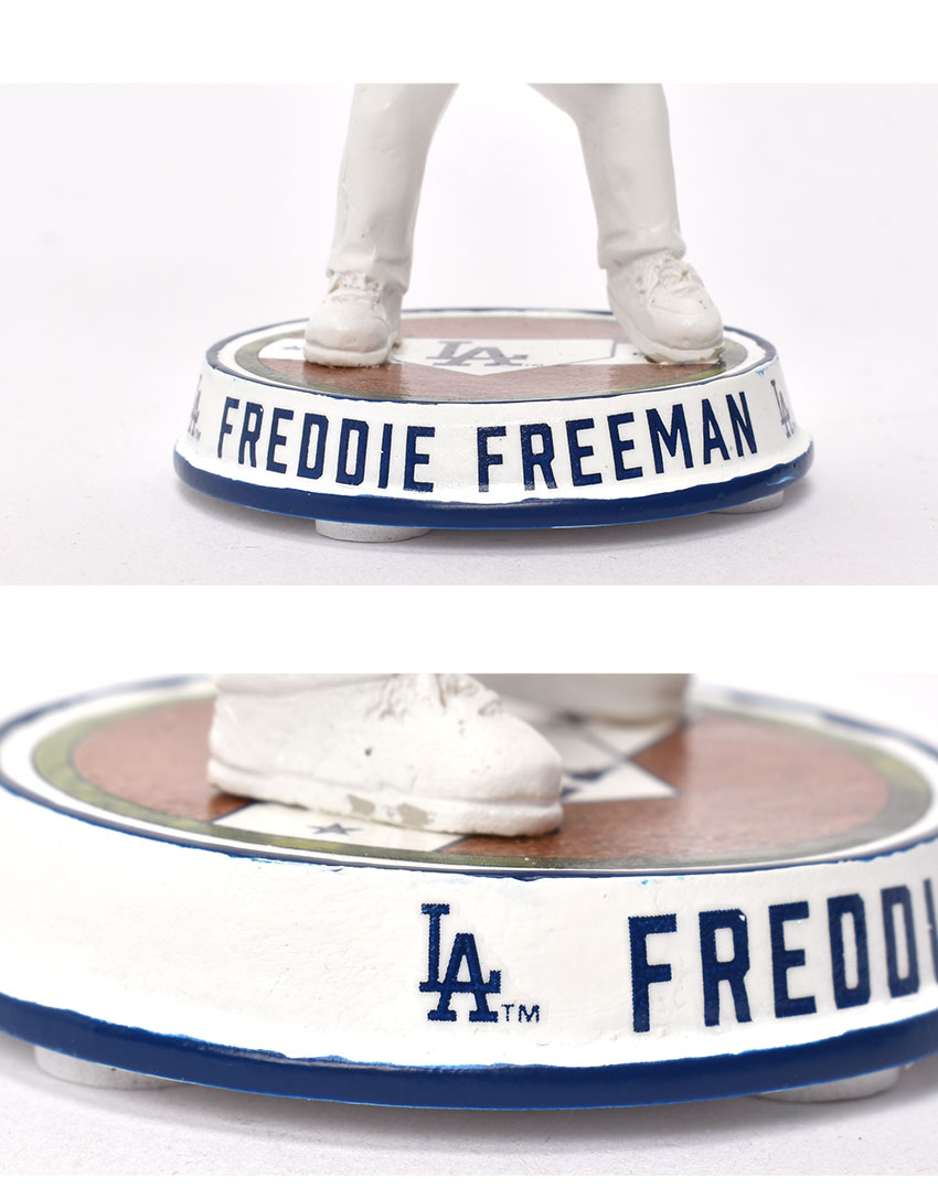 Dodgers Freddy Freeman ボブルヘッド 22699312-1.jpg