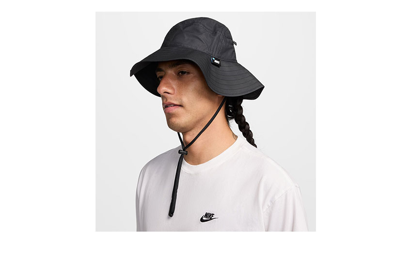 国内発送★人気!! NIKE バケットハット★ 黒/ベージュ unisex 国内発送☆人気!! NIKE バケットハット☆ 黒/ベージュ unisex